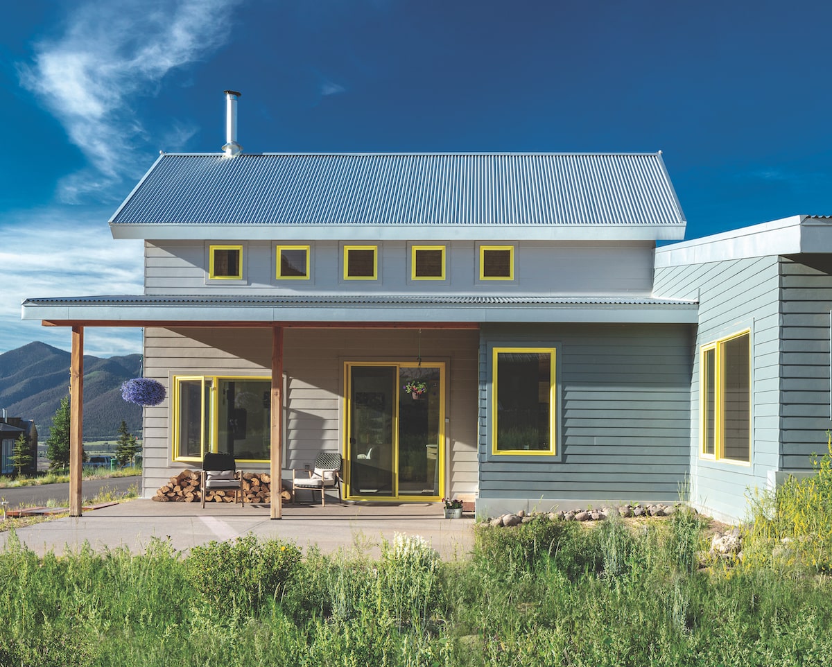 Colorado custom home with custom painted window on fiber cement exterior
