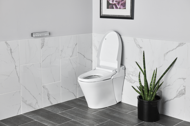 SpaLet Advanced Clean smart toilet