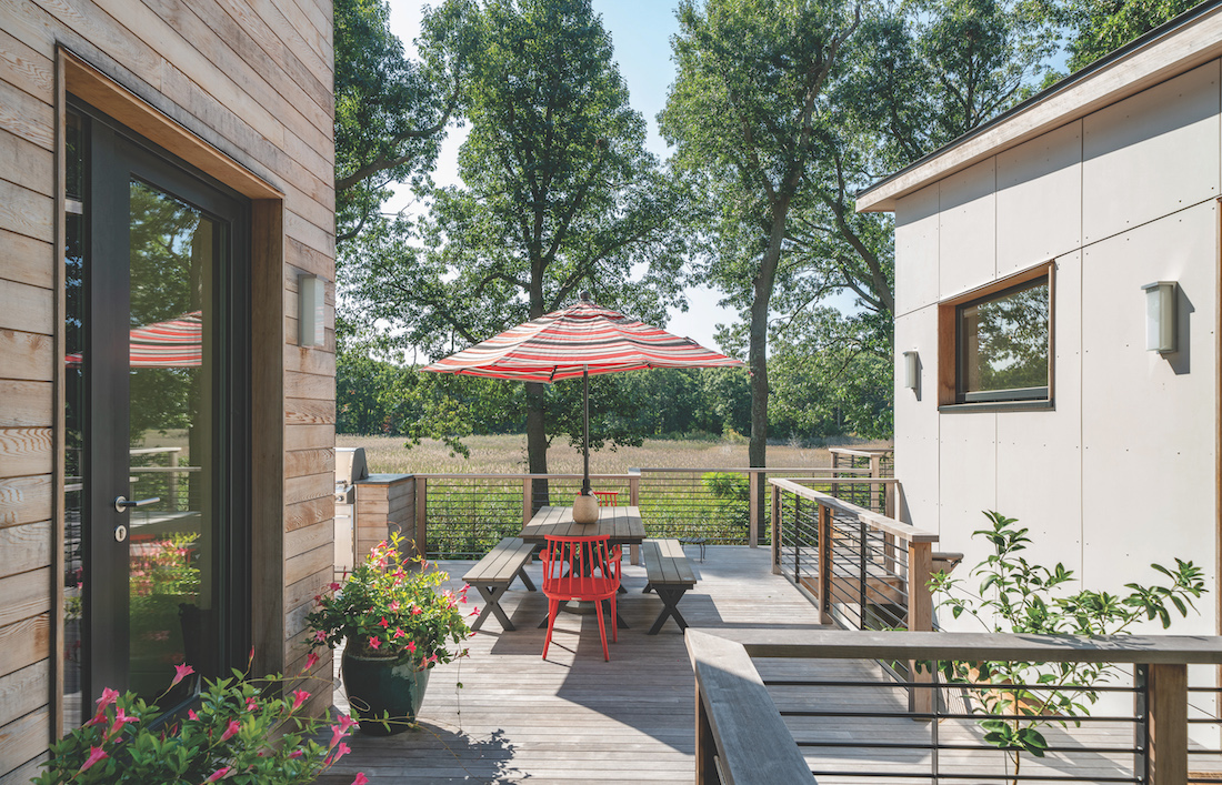 ZeroEnergy Design’s Hingham Marshfront home's outdoor living space