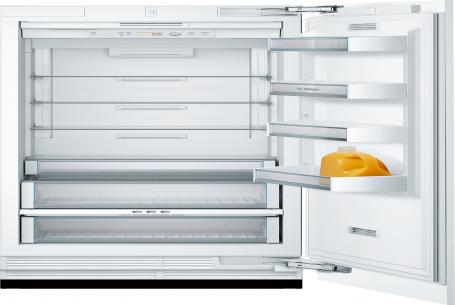 Bosch Benchmark refrigerator with custom panel single door